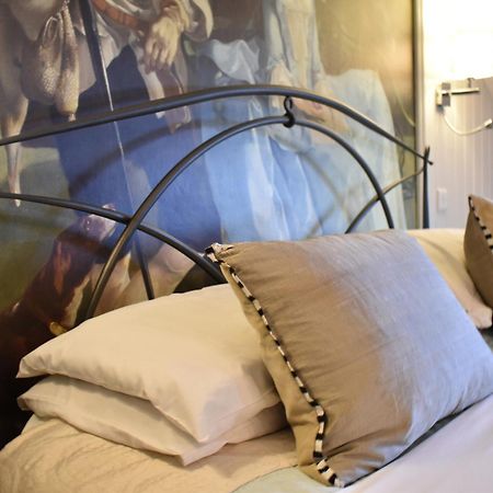 Davenford Cotswold Gardens Bed & Breakfast Stow-on-the-Wold ภายนอก รูปภาพ