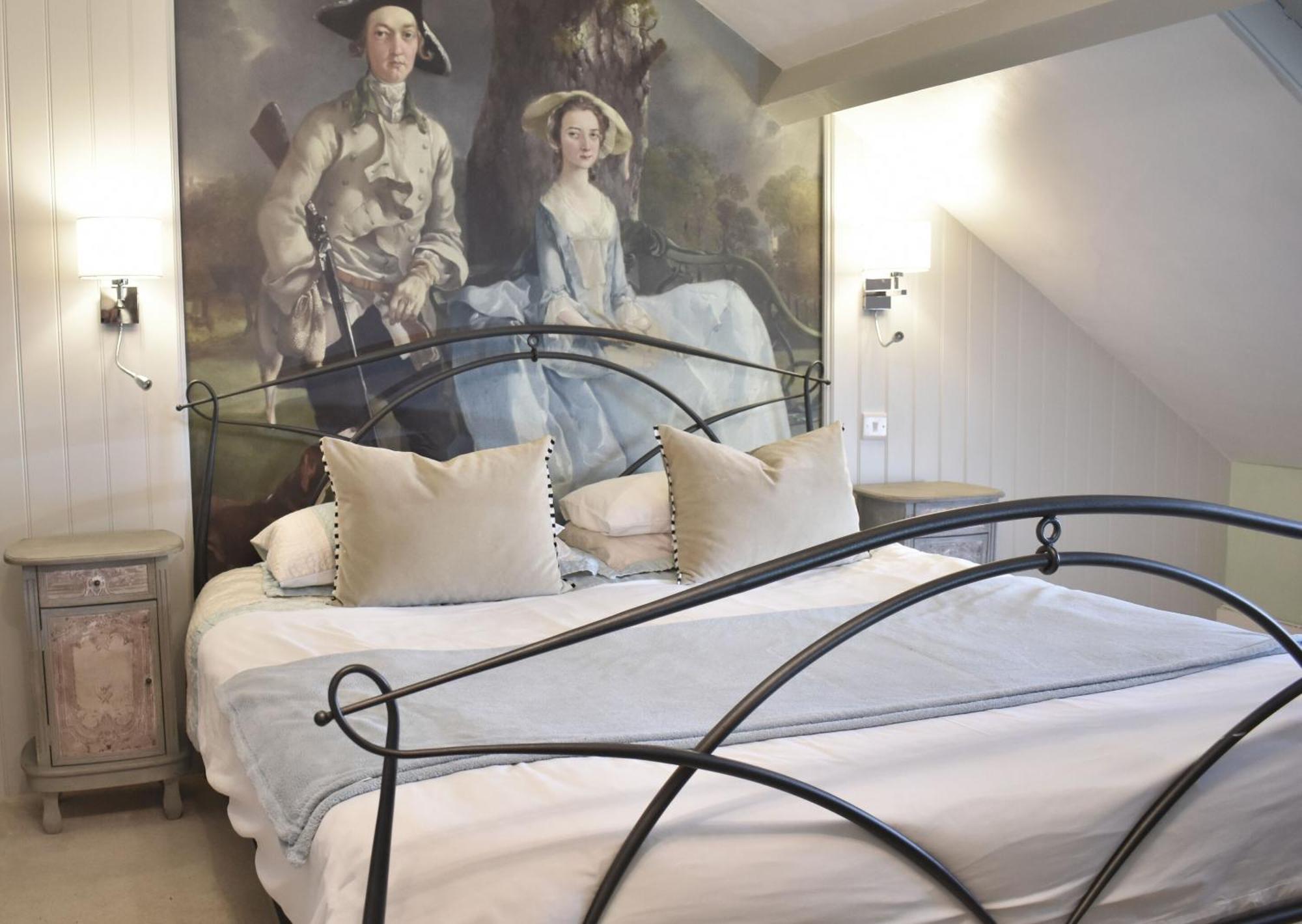 Davenford Cotswold Gardens Bed & Breakfast Stow-on-the-Wold ภายนอก รูปภาพ